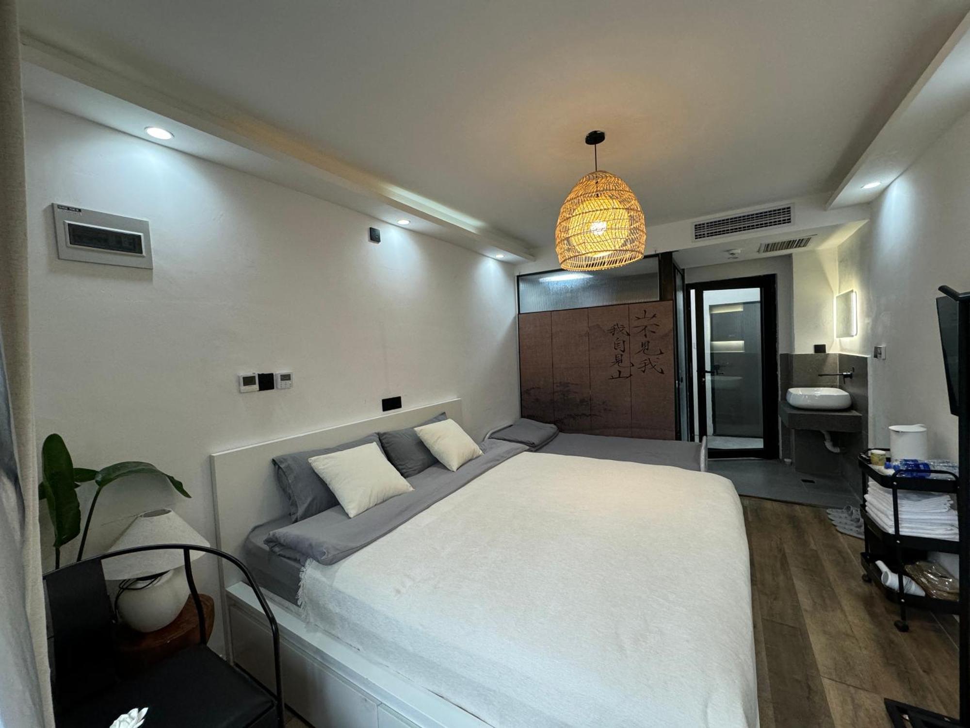 Beijing Hills & Hutong City Retreat Near Forbidden City & Line 4 Multi-Room Options 外观 照片